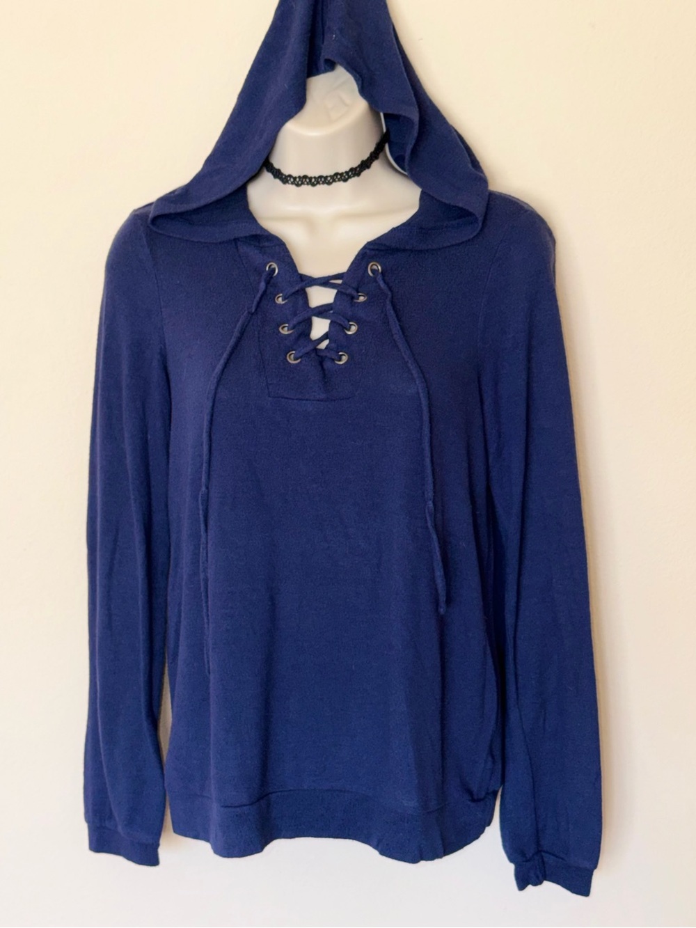 Small Women's Navy Lace-Up Hooded Top